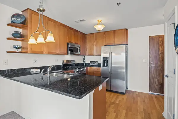 1199 E Port Clinton RD #601, Vernon Hills, IL 60061
