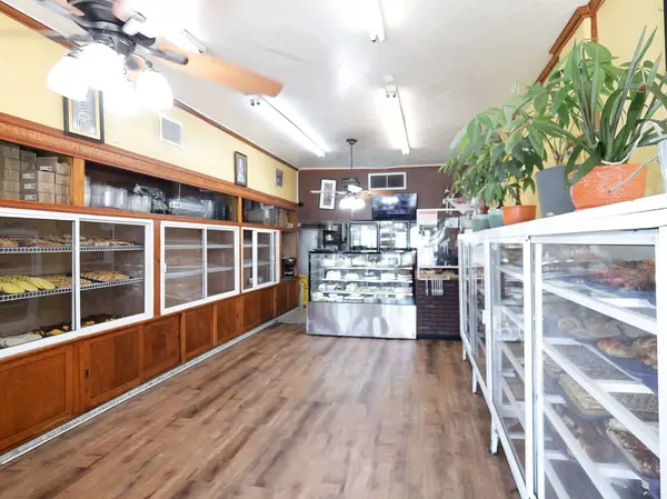 4242 S Archer AVE, Chicago, IL 60632