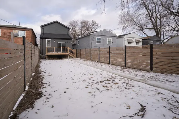 1537 W 110th ST, Chicago, IL 60643