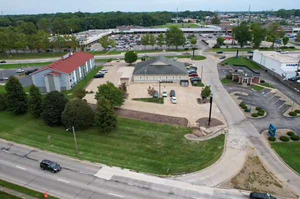 3131 N Water ST, Decatur, IL 62526