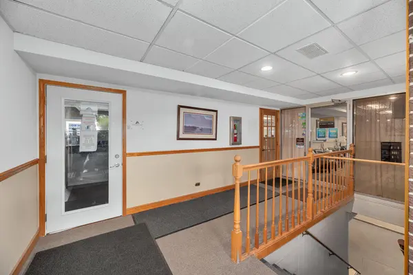 1645 Irving Park RD #203, Hanover Park, IL 60133