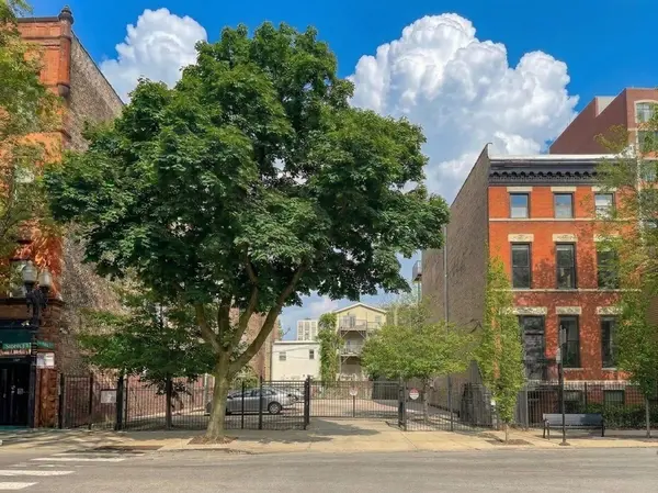 Address not disclosed, Chicago, IL 60610