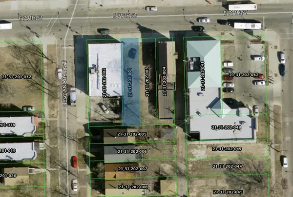 2907 E 79th ST, Chicago, IL 60649