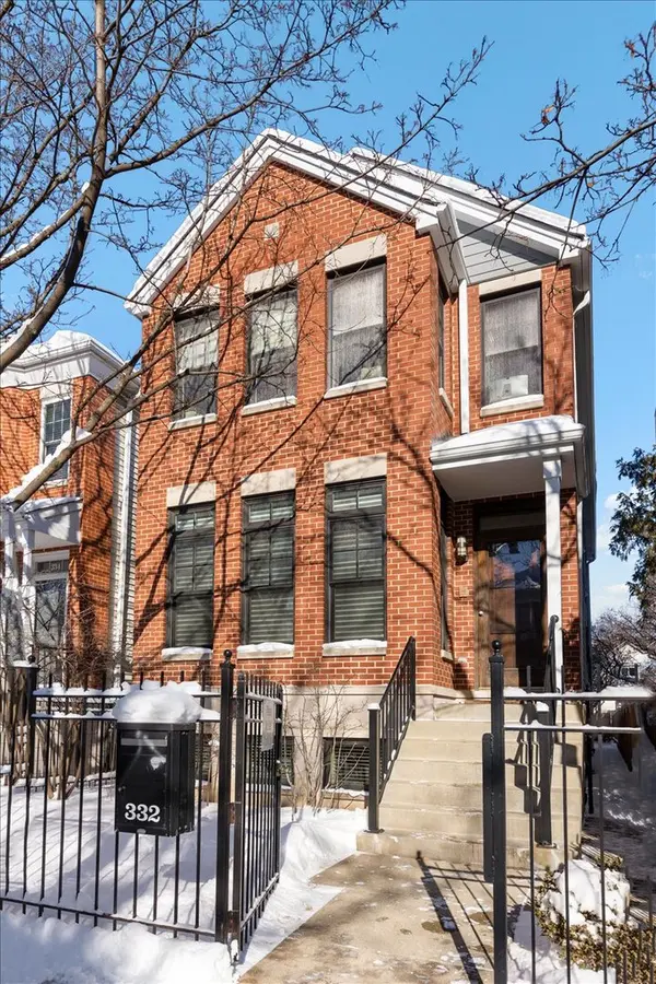 332 W Goethe ST, Chicago, IL 60610