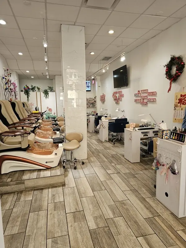 3110 N Sheridan RD, Chicago, IL 60657
