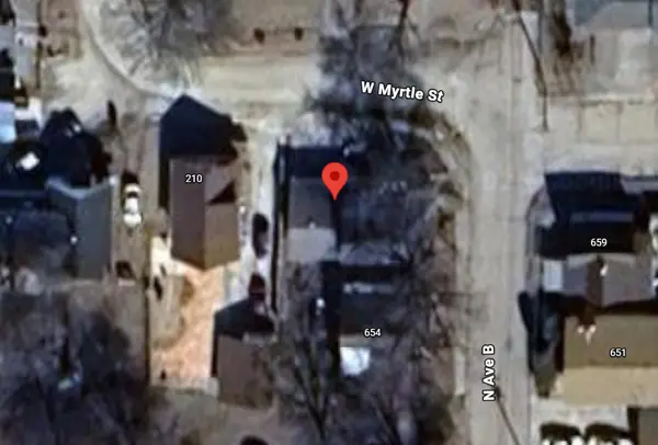 666 N Avenue B, Canton, IL 61520
