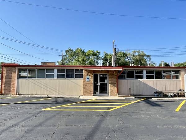 64 N Alfred AVE #A, Elgin, IL 60123
