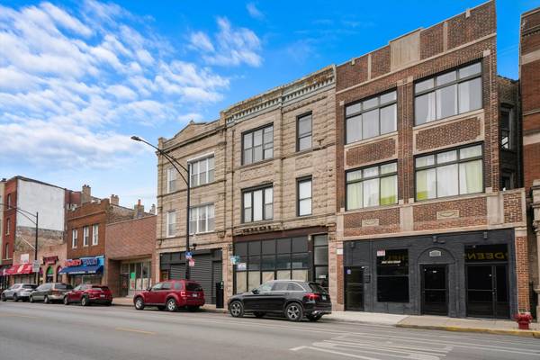 2140 W Cermak RD, Chicago, IL 60608