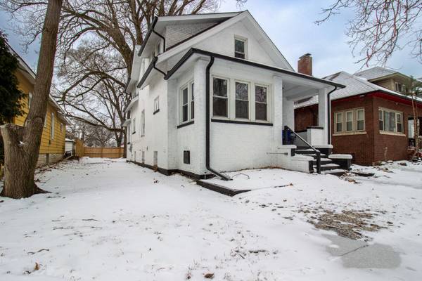 678 Douglas AVE, Calumet City, IL 60409