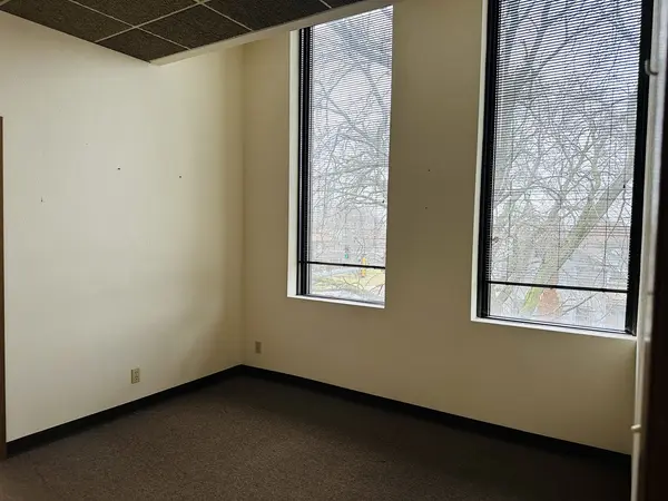 773 W Lincoln BLVD #301, Freeport, IL 61032