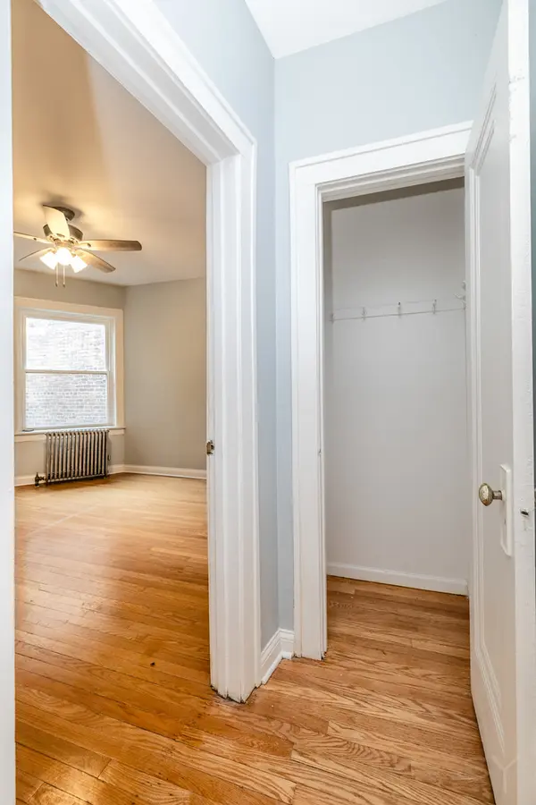 7751 S Phillips AVE, Chicago, IL 60649