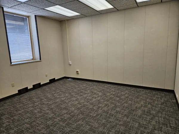 100 Manhattan RD #3, Joliet, IL 60433