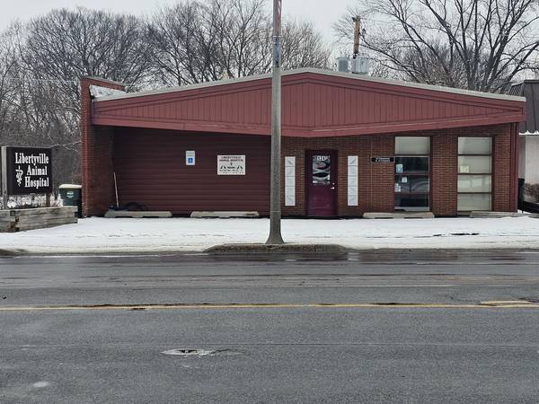 134 S Milwaukee AVE, Libertyville, IL 60048