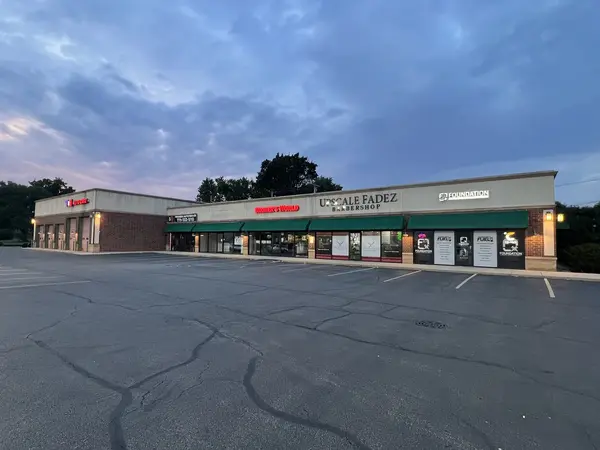 1565 DeKalb AVE #D, Sycamore, IL 60178