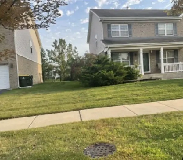 2285 Queensbridge DR, Lynwood, IL 60411