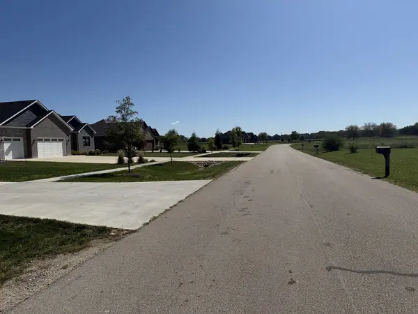 3355 Country Club LN, Morris, IL 60450