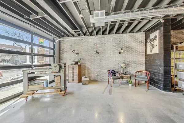 3316 N Halsted ST, Chicago, IL 60657