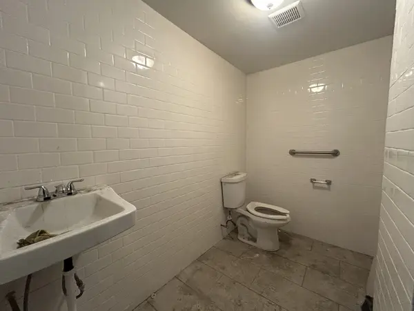 2406 W 63rd ST #06, Chicago, IL 60629