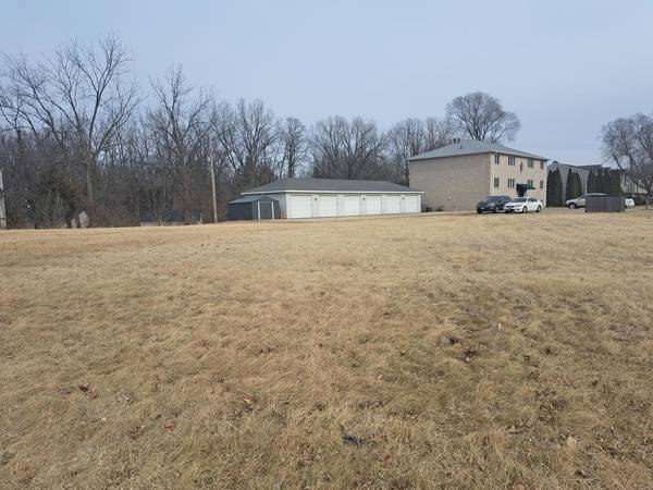 Lot 6 Illini Plaza, Silvis, IL 61282