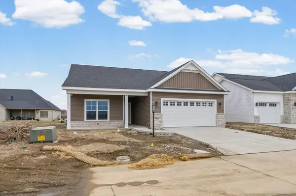 3902 Bay CIR, Champaign, IL 61822