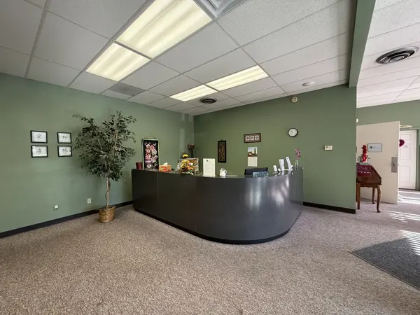 1411 6th AVE, Moline, IL 61265