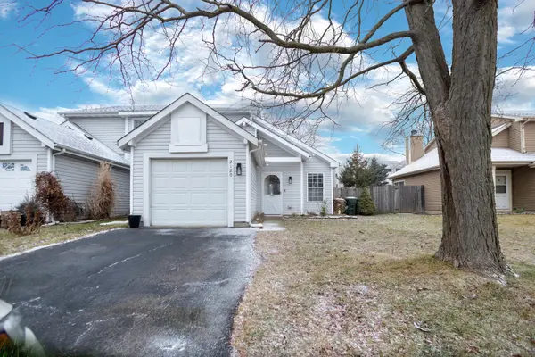 2120 Brittany CT, Glendale Heights, IL 60139