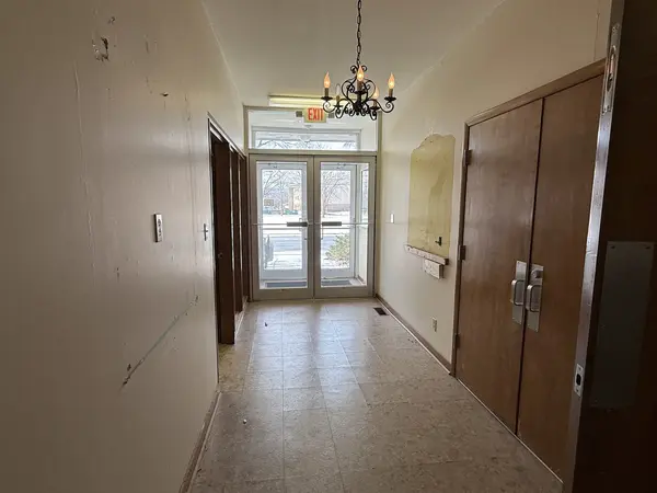 820 Russell RD, Dekalb, IL 60115