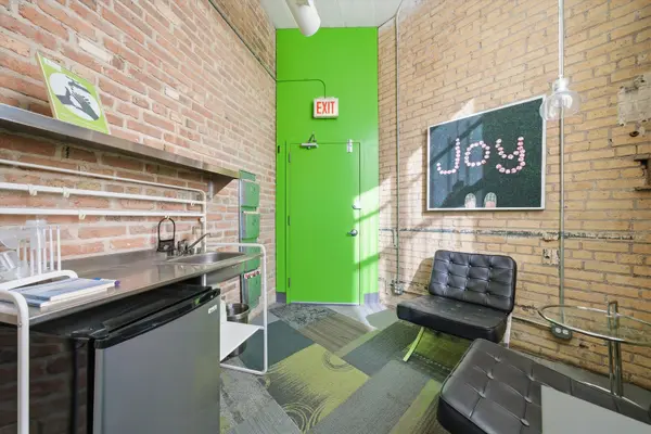 2675 W Grand AVE, Chicago, IL 60612