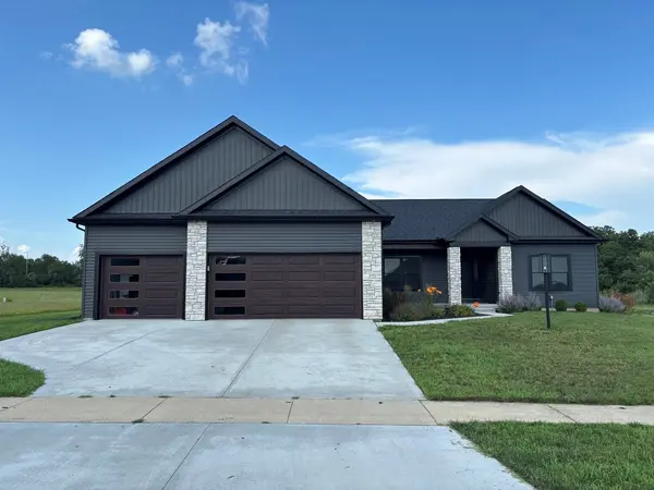 606 N Beacon Hill CIR, Urbana, IL 61802