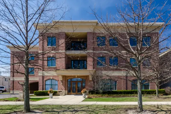 3556 WESTERN AVE, Highland Park, IL 60035