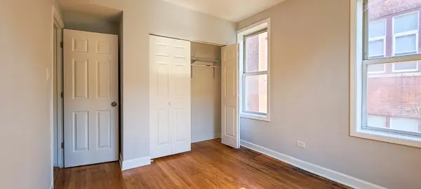 619 E Groveland PARK, Chicago, IL 60653