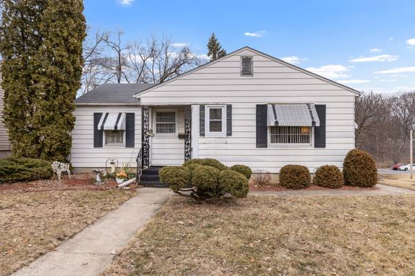 2508 Pelham RD, Rockford, IL 61107