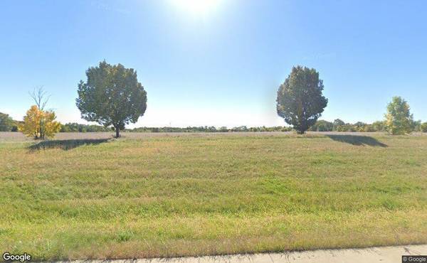 8002 Morgan CIR, Spring Grove, IL 60081