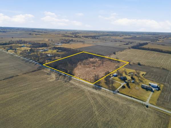31506 S State Line RD, Beecher, IL 60401