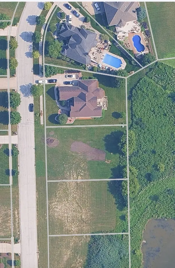8991 PORT WASHINGTON DR, Frankfort, IL 60423