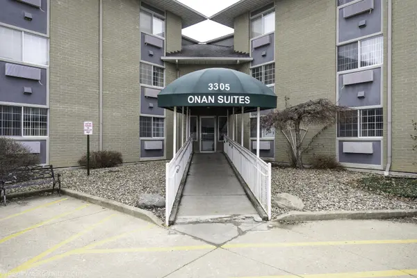 3305 Sunset AVE #206, Waukegan, IL 60087