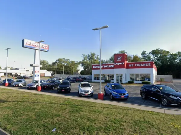 3375 Grand AVE, Waukegan, IL 60085