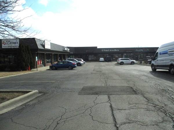 1013 W GOLF RD, Hoffman Estates, IL 60169