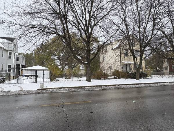 1418 E 76th ST, Chicago, IL 60619
