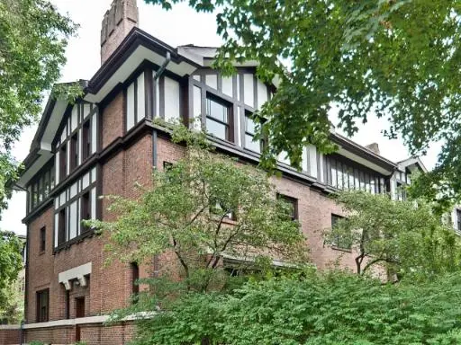 1201 E 56th ST, Chicago, IL 60637