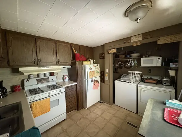 103 N Elm ST, Cambria, IL 62915