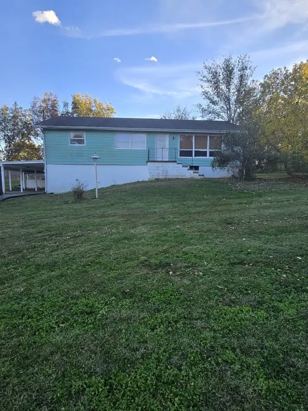 8650 Old Highway 13, Murphysboro, IL 62966