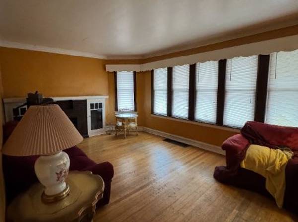 8101 S Harvard AVE, Chicago, IL 60620