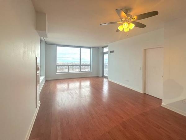 1841 S Calumet AVE #706, Chicago, IL 60616
