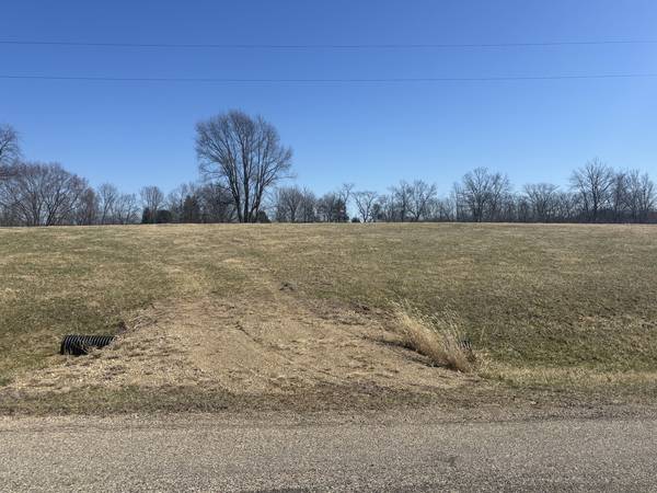 1315/1316 Hidden Valley DR, Varna, IL 61375