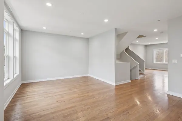 2237 W Coulter ST #4, Chicago, IL 60608