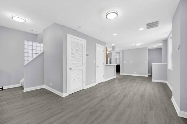 3107 S Morgan ST, Chicago, IL 60608