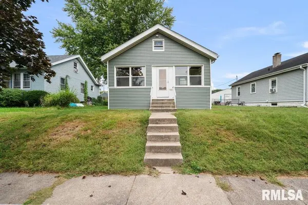 2519 29 1/2 ST, Rock Island, IL 61201