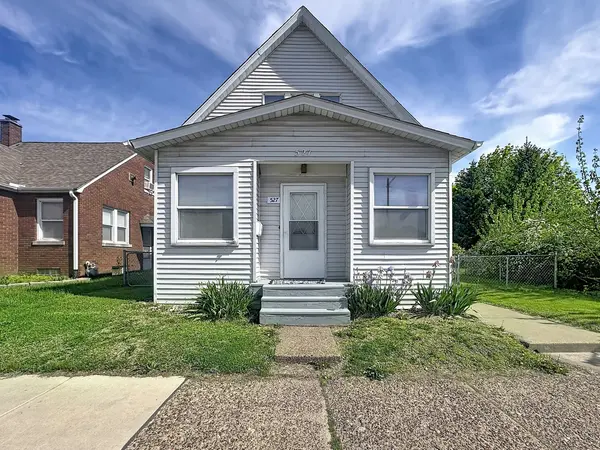 527 19th AVE, Moline, IL 61265