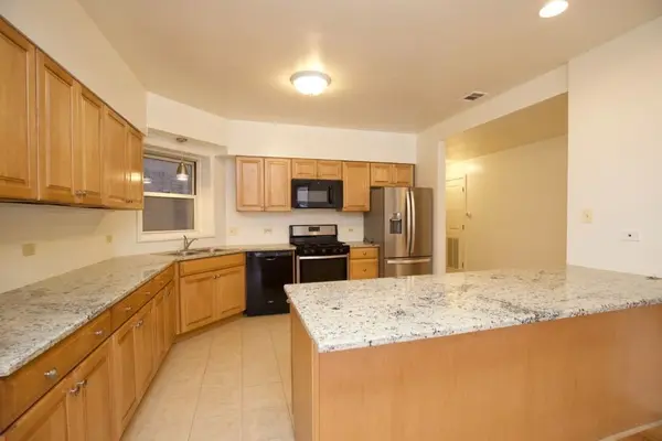 6713 N SHERIDAN RD #1N, Chicago, IL 60626